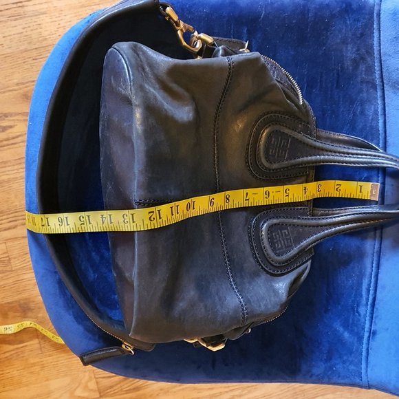 Authentic Givenchy Small Nightingale Black - Picture 5 of 6